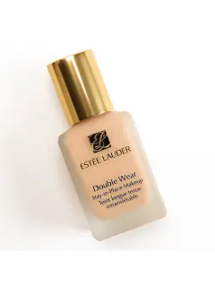 Double Wear SPF10 Estée Lauder 2N1.jpg