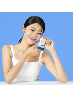 Round lab Birch Juice Moisturizing sun stick 3.webp