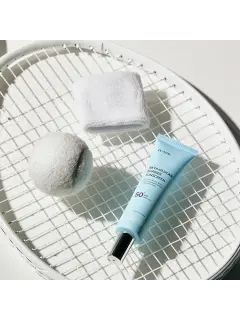 íunik + BG Beta Glucan Barrier Sunscreen 2.jpg