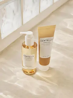 SKIN1004_MadagascarCentellaDoubleCleansingDuo 3.webp