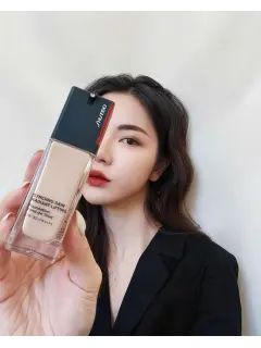 Synchro Skin radiant lifting foundation 5.jpg