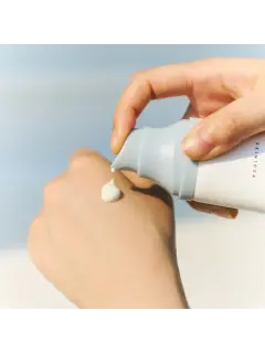 Hyalu Cica Water-Fit Sun Serum SPF 50+PA++++ Skin1004